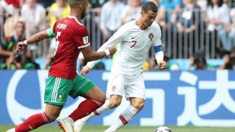 2026 年葡萄牙与英格兰男足一线队的比赛相关资料。