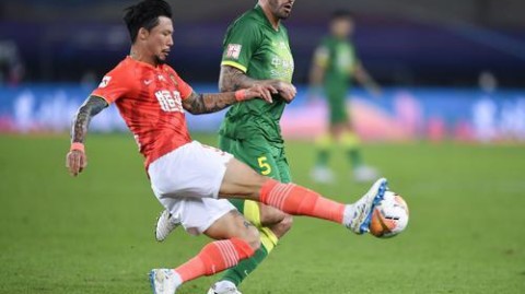 2026足球球员入籍全景纪实：归化浪潮下的国足突围与未来悬念