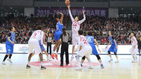 新疆女篮创近五季最佳】2月1日常规赛收官轮